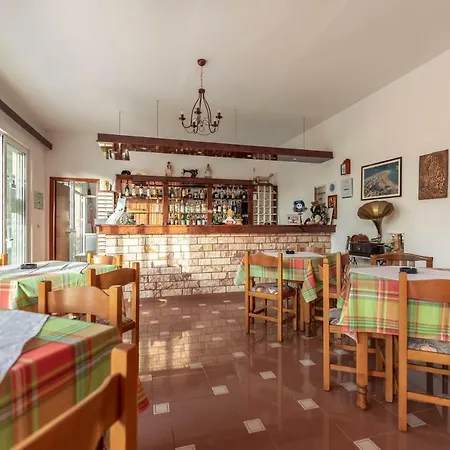 Guest house Hotel Ikaros