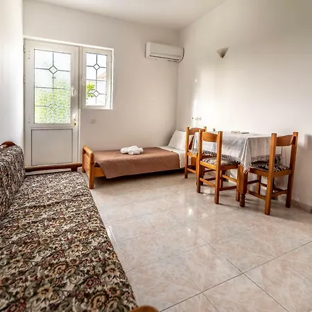 Hotel Ikaros 3*