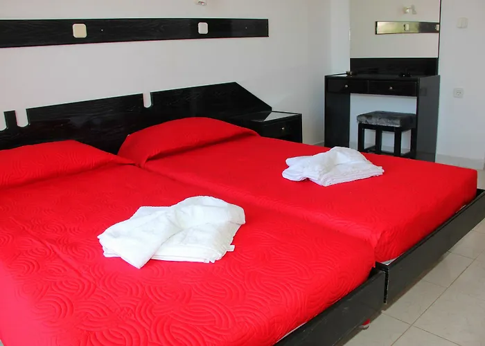 伊卡洛斯酒店 招待所