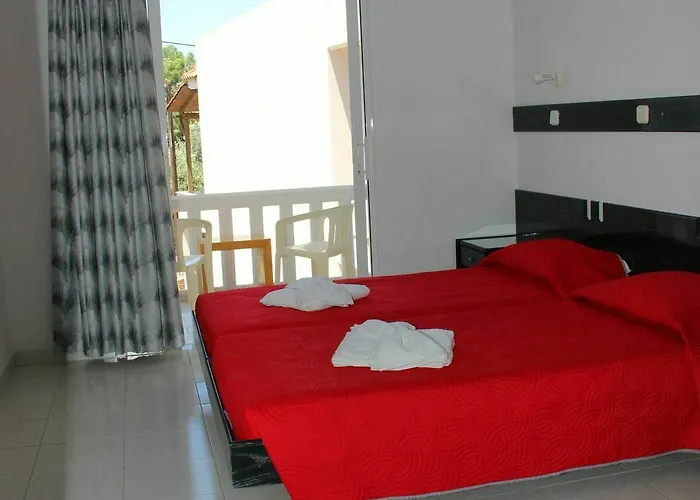 Ikaros 3* Archangelos (Rhodes)